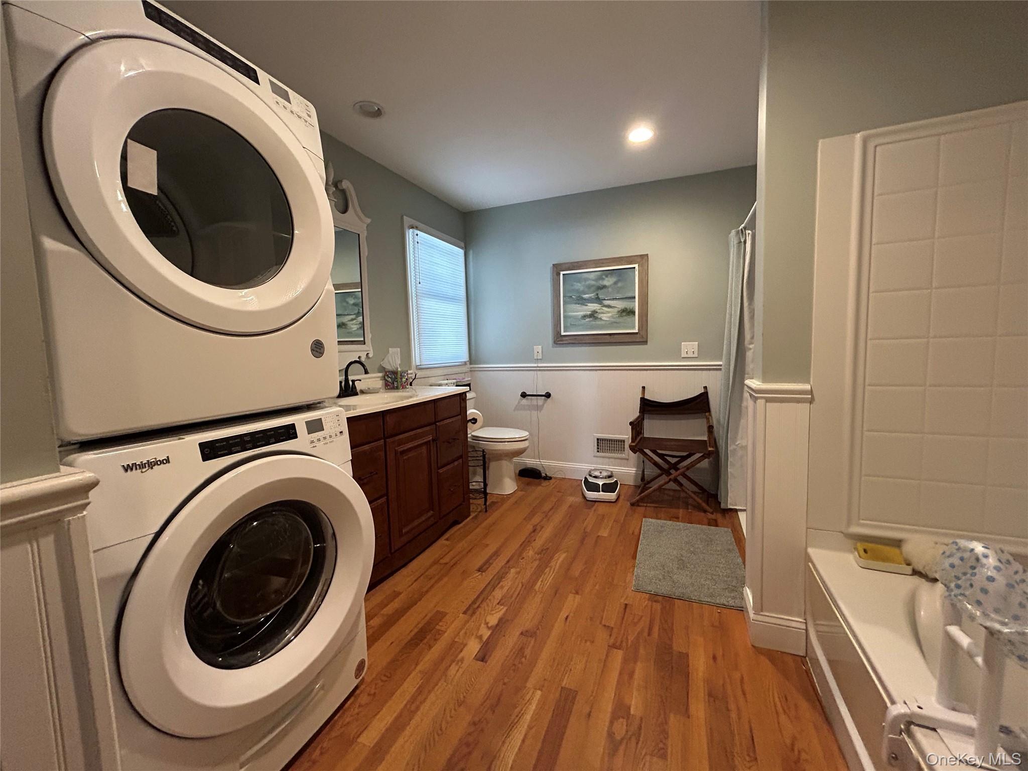 Single Family Gillette Suffolk County, NY 11939, MLS-918036-17