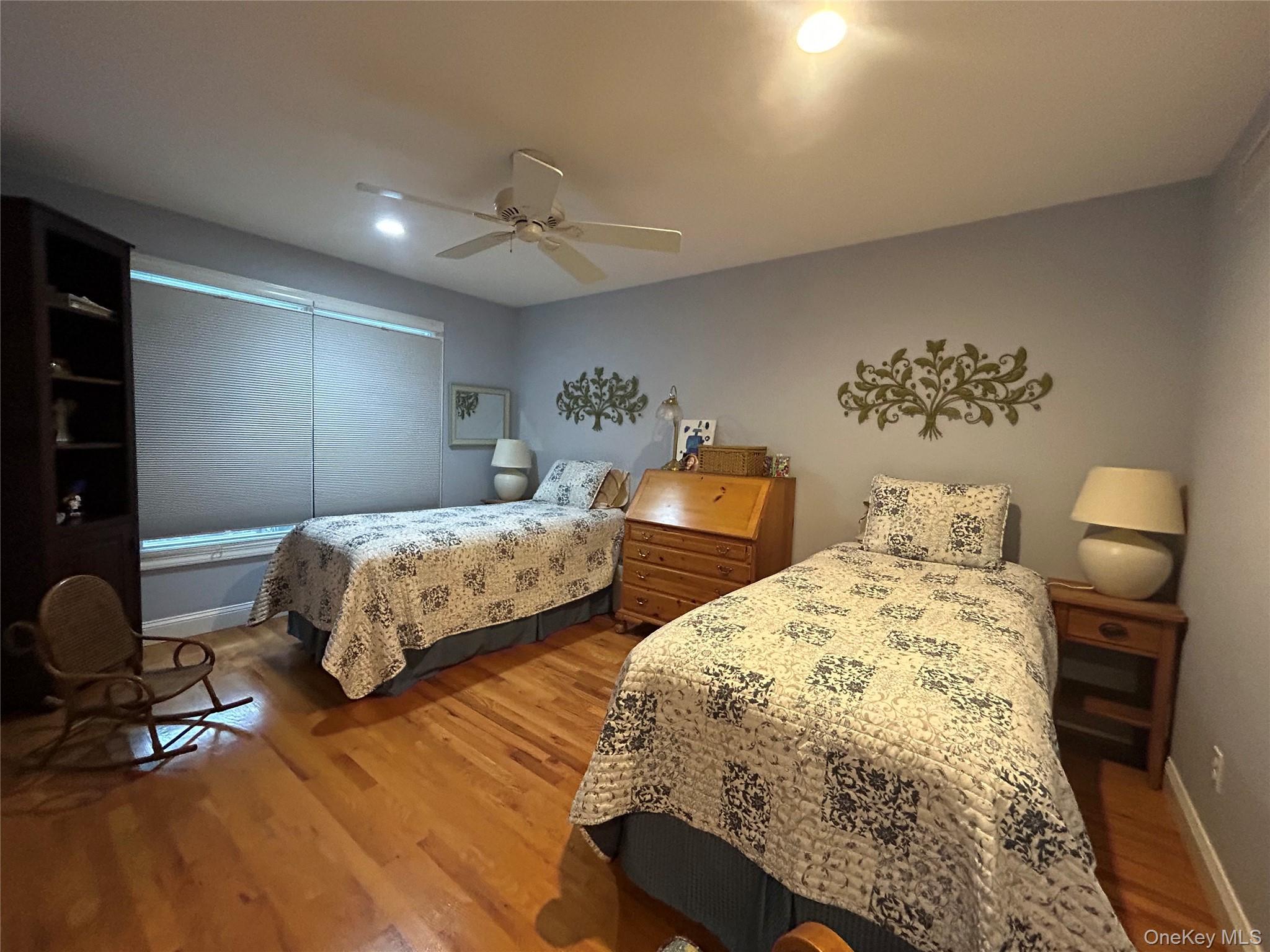 Single Family Gillette Suffolk County, NY 11939, MLS-918036-25