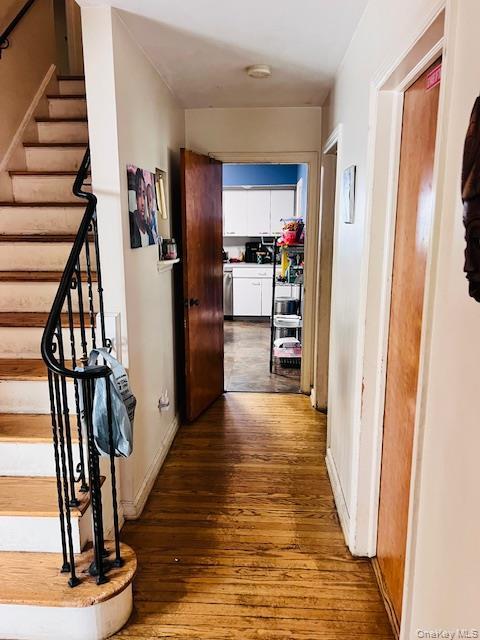 Single Family Camdike St  Nassau County, NY 11580, MLS-918041-5