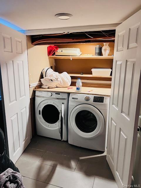 Single Family Camdike St  Nassau County, NY 11580, MLS-918041-8