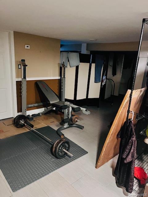 Single Family Camdike St  Nassau County, NY 11580, MLS-918041-9