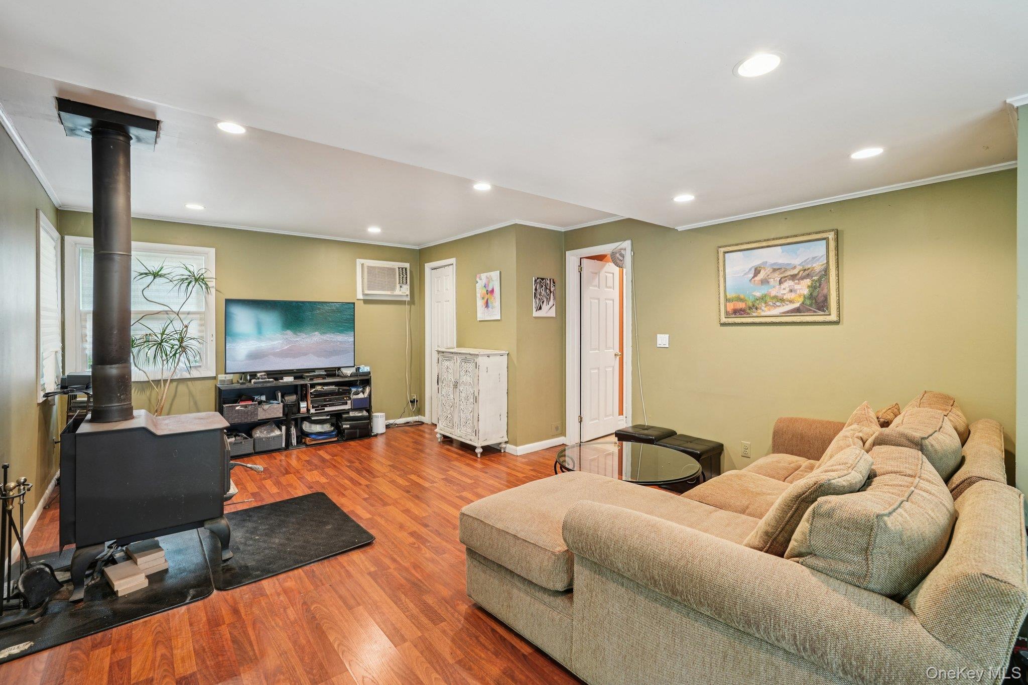 Single Family Maple  Rockland County, NY 10901, MLS-918042-20