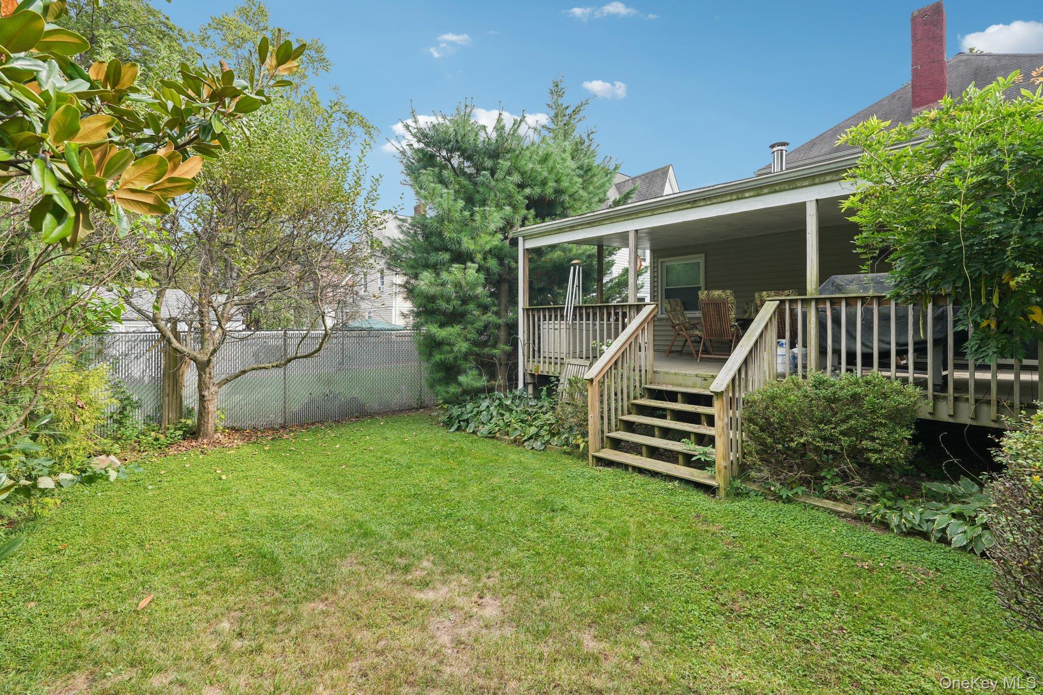 Single Family Maple  Rockland County, NY 10901, MLS-918042-44