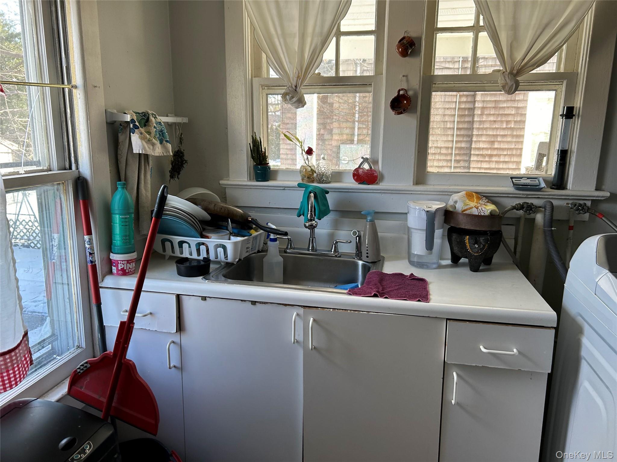 Single Family Sweezy Suffolk County, NY 11901, MLS-918063-14