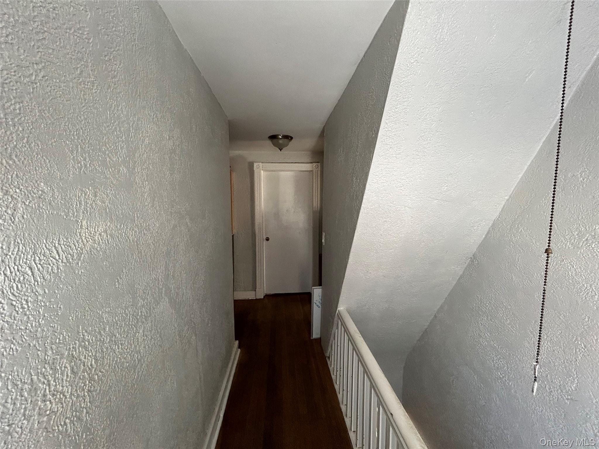 Single Family Sweezy Suffolk County, NY 11901, MLS-918063-25