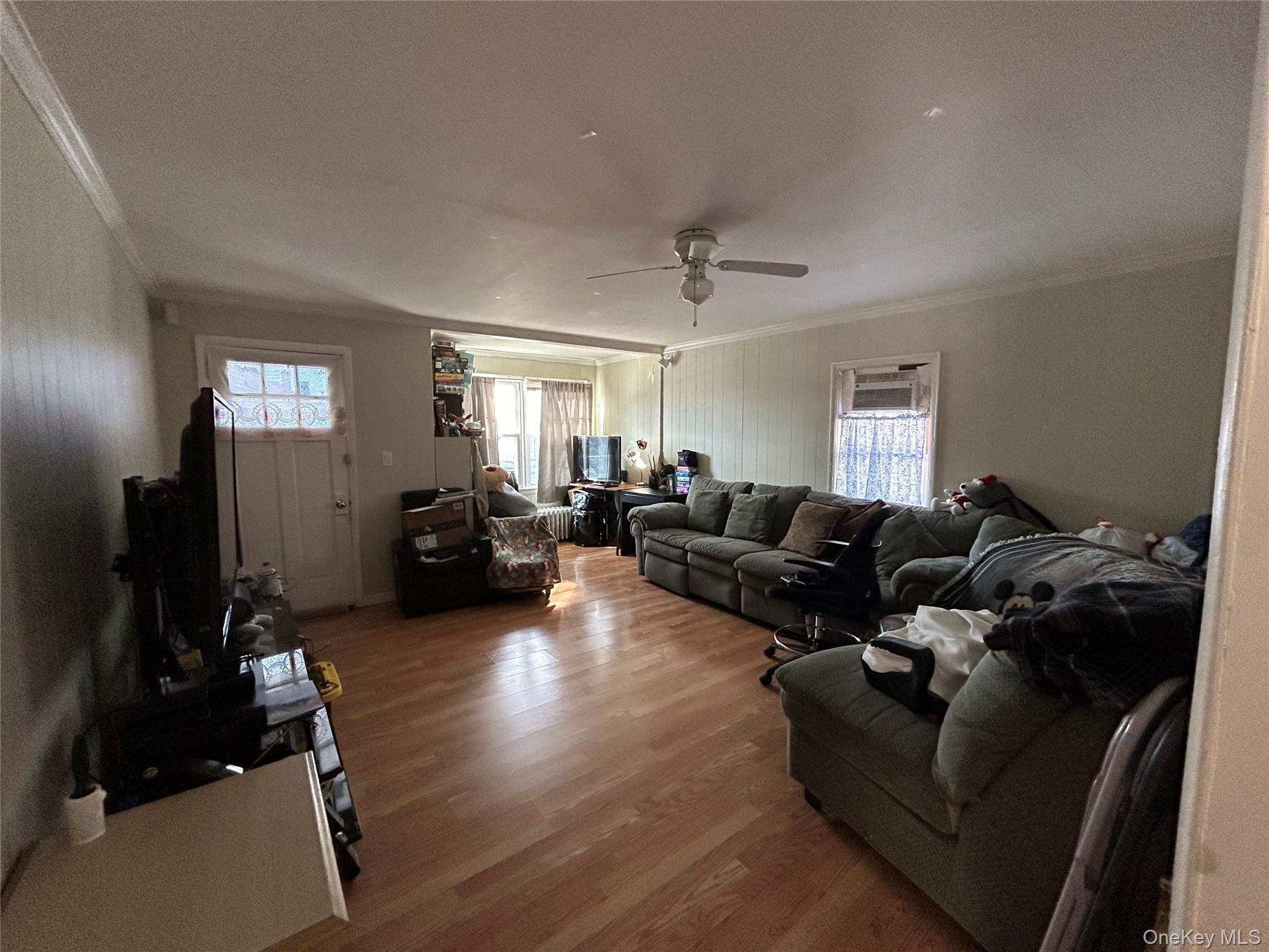 Single Family Sweezy Suffolk County, NY 11901, MLS-918063-4