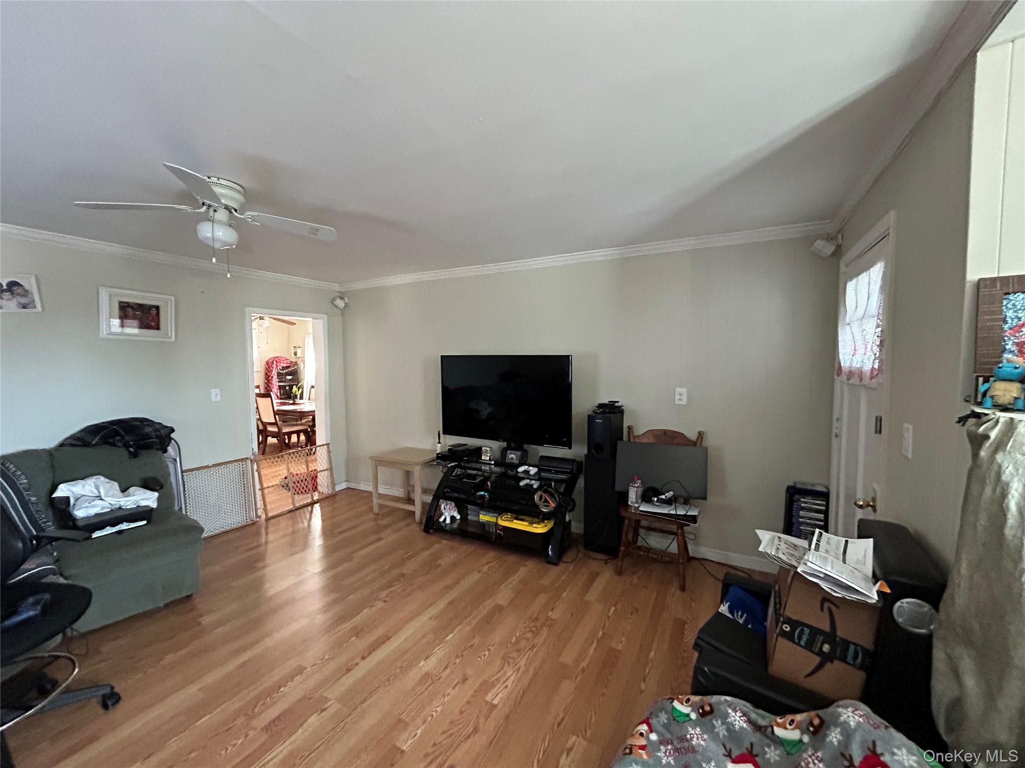 Single Family Sweezy Suffolk County, NY 11901, MLS-918063-7