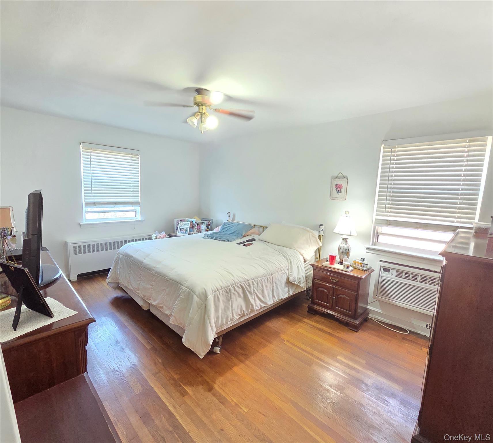 Single Family Fish  Bronx, NY 10469, MLS-918070-11