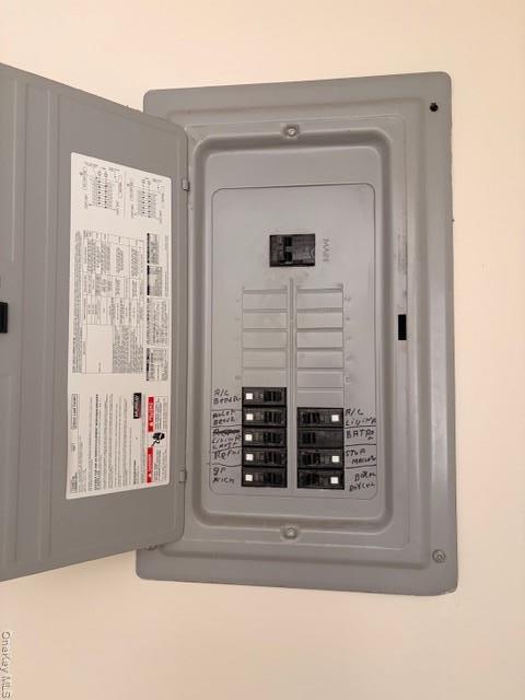 Single Family Hasbrouck  Orange County, NY 12550, MLS-918078-11