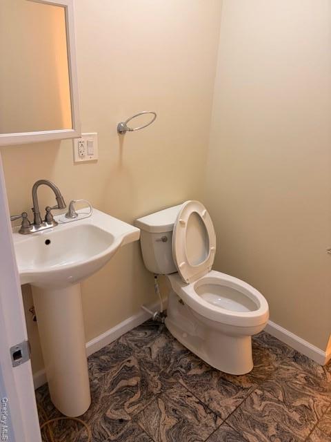 Single Family Hasbrouck  Orange County, NY 12550, MLS-918078-8