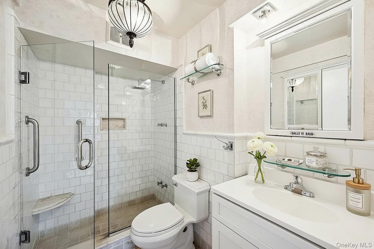 Coop Powells Cove  Queens, NY 11357, MLS-918079-17