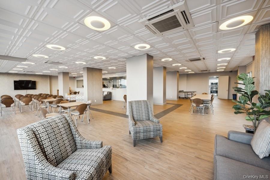 Coop Powells Cove  Queens, NY 11357, MLS-918079-30