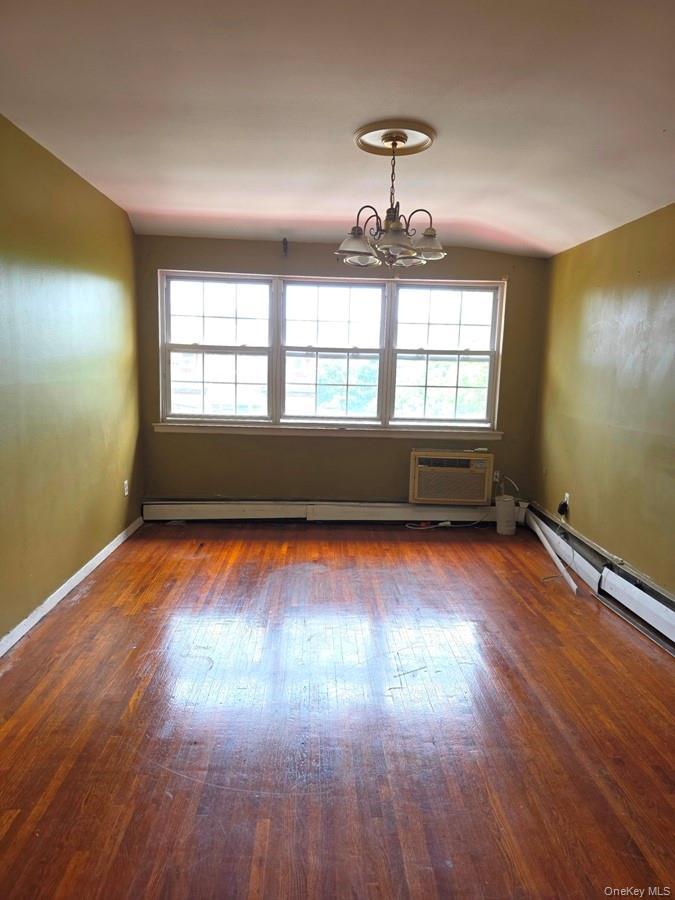 Single Family Schenck  Brooklyn, NY 11236, MLS-918102-17