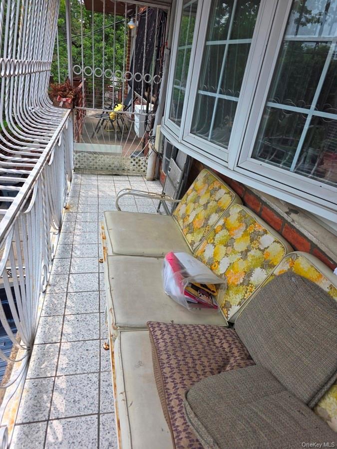 Single Family Schenck  Brooklyn, NY 11236, MLS-918102-2