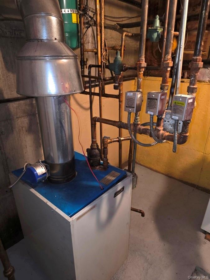 Single Family Schenck  Brooklyn, NY 11236, MLS-918102-21