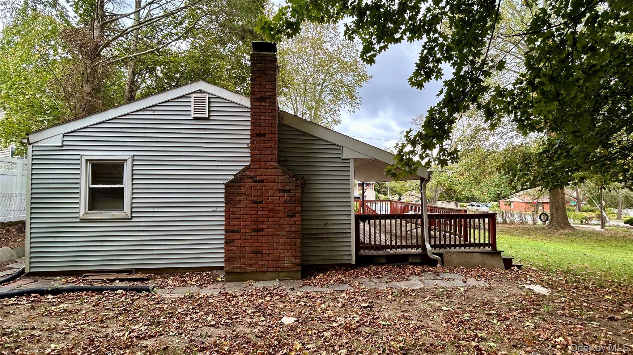 Single Family Newfoundland Suffolk County, NY 11743, MLS-918116-14