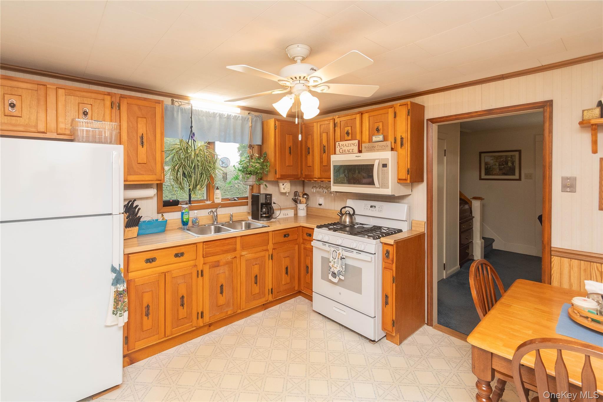 Single Family High  Ulster County, NY 12458, MLS-918118-15