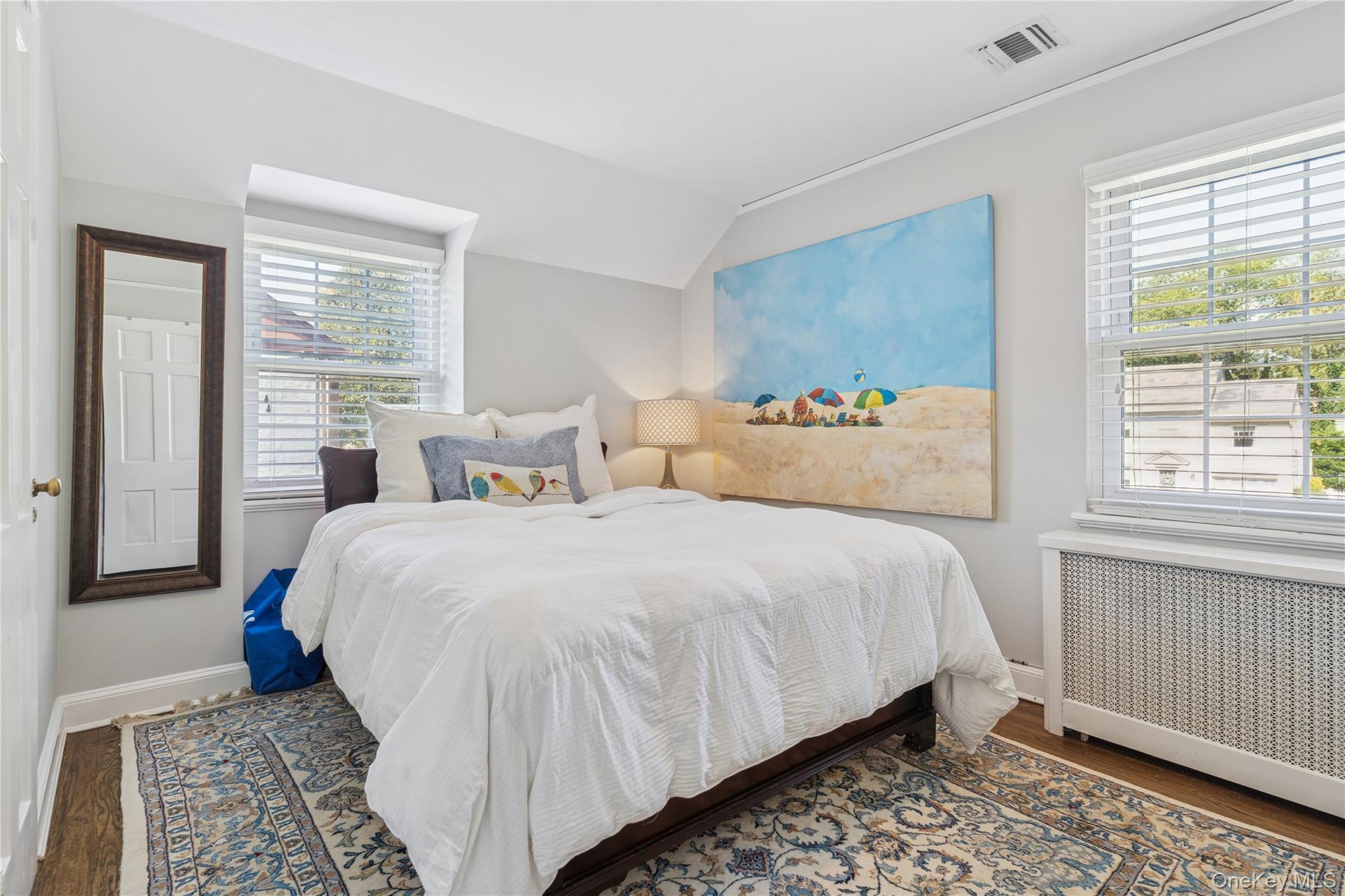 Single Family Kenwood  Nassau County, NY 11530, MLS-918154-11