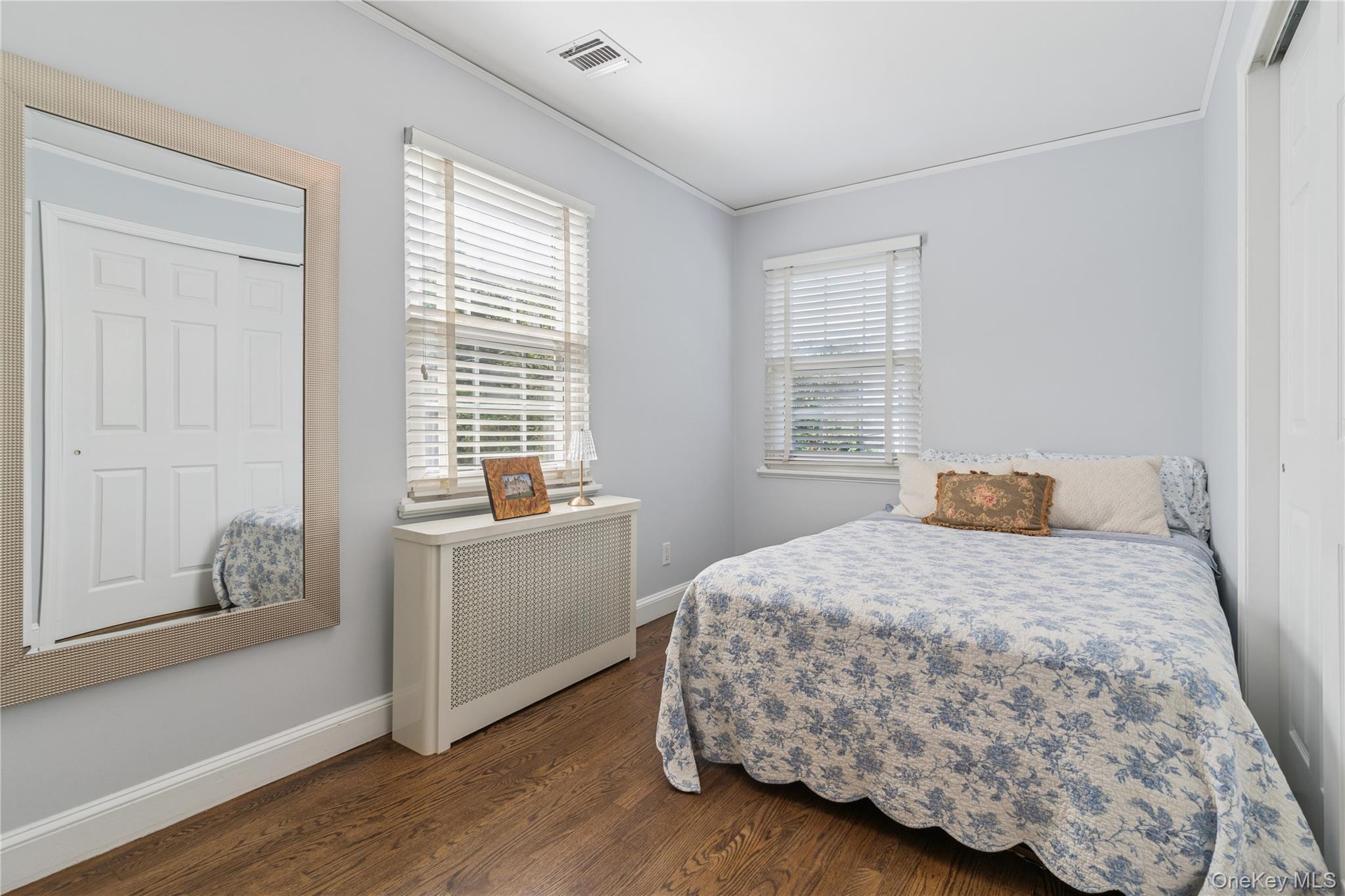 Single Family Kenwood  Nassau County, NY 11530, MLS-918154-13