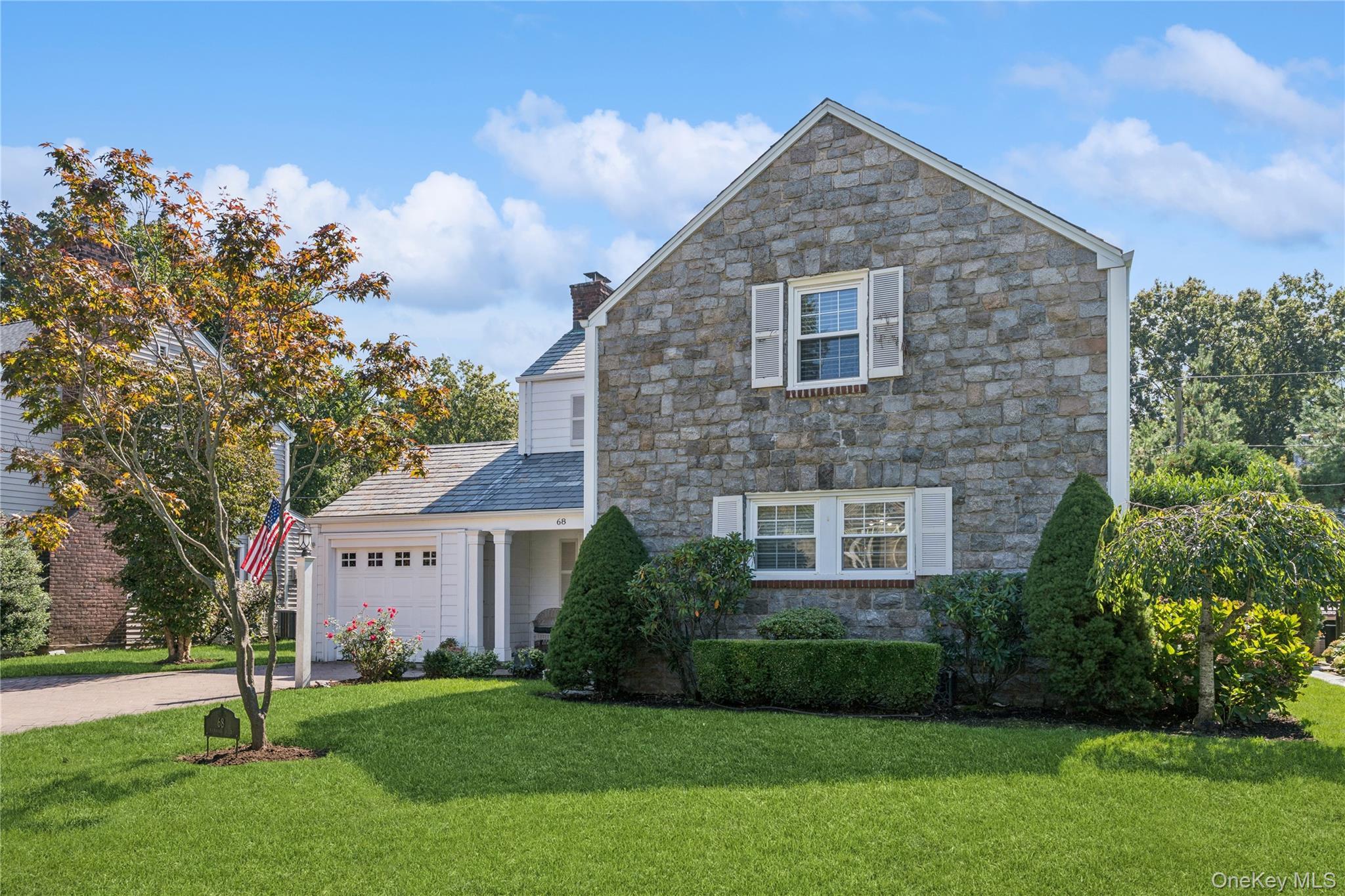 Single Family Kenwood  Nassau County, NY 11530, MLS-918154-2