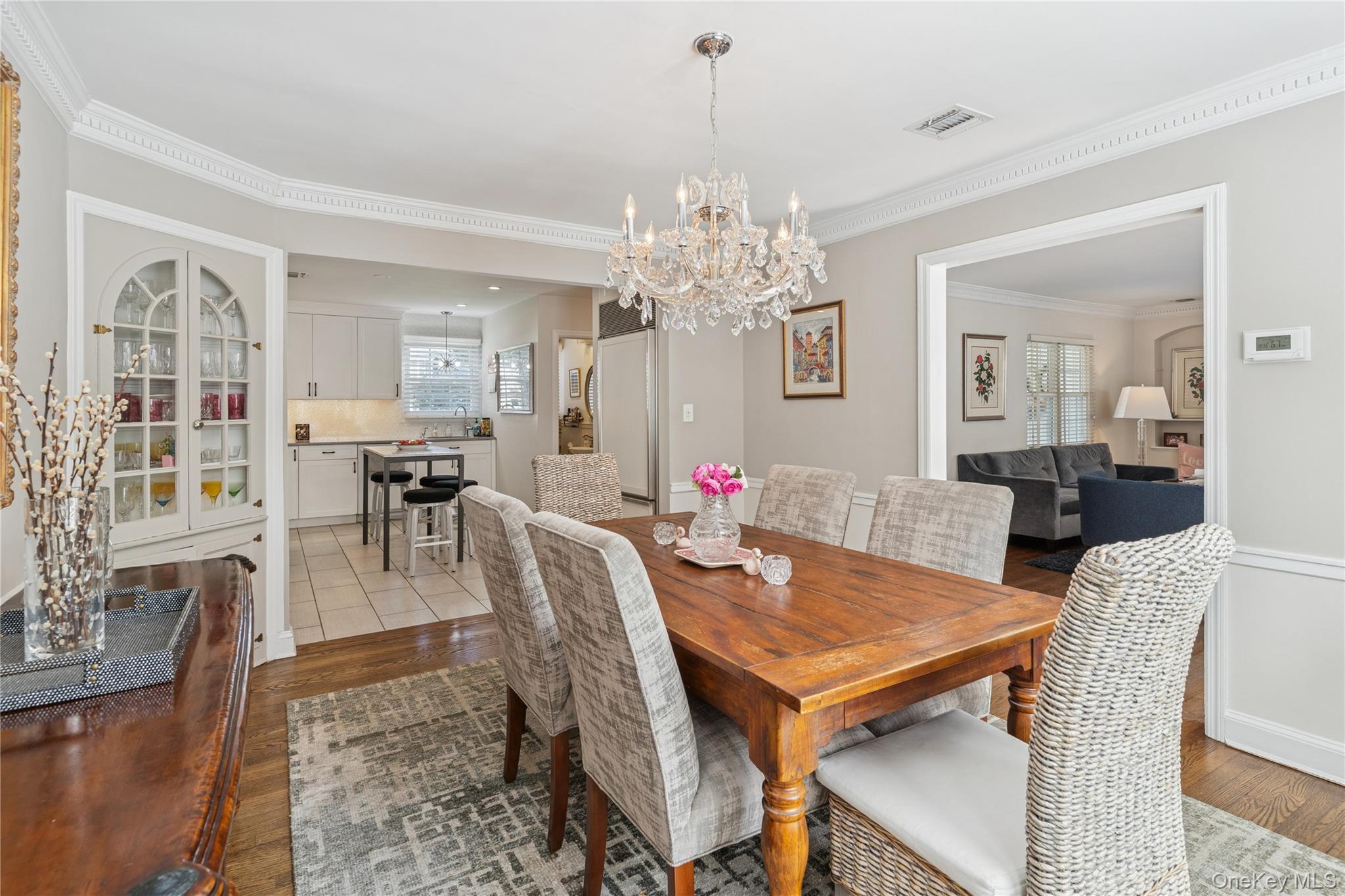 Single Family Kenwood  Nassau County, NY 11530, MLS-918154-7