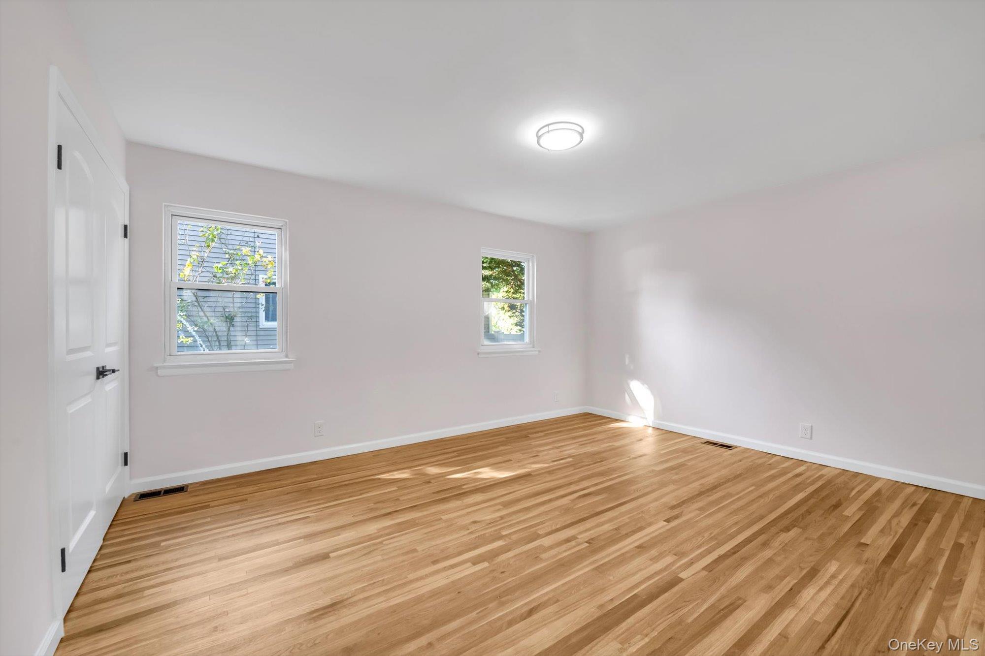 Single Family Union  Nassau County, NY 11557, MLS-918167-9