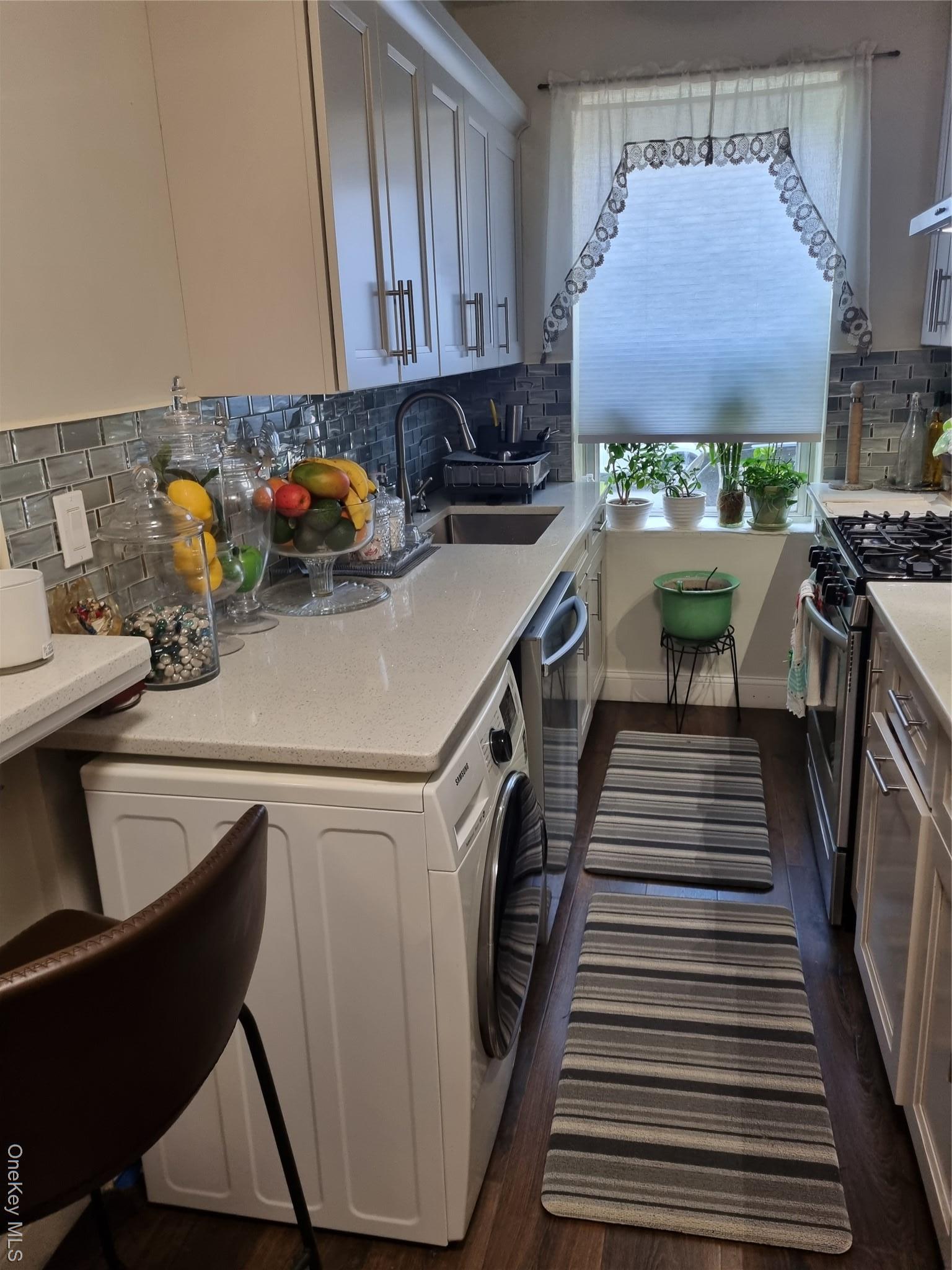 Coop 78th Avenue Queens, NY 11367, MLS-918169-15