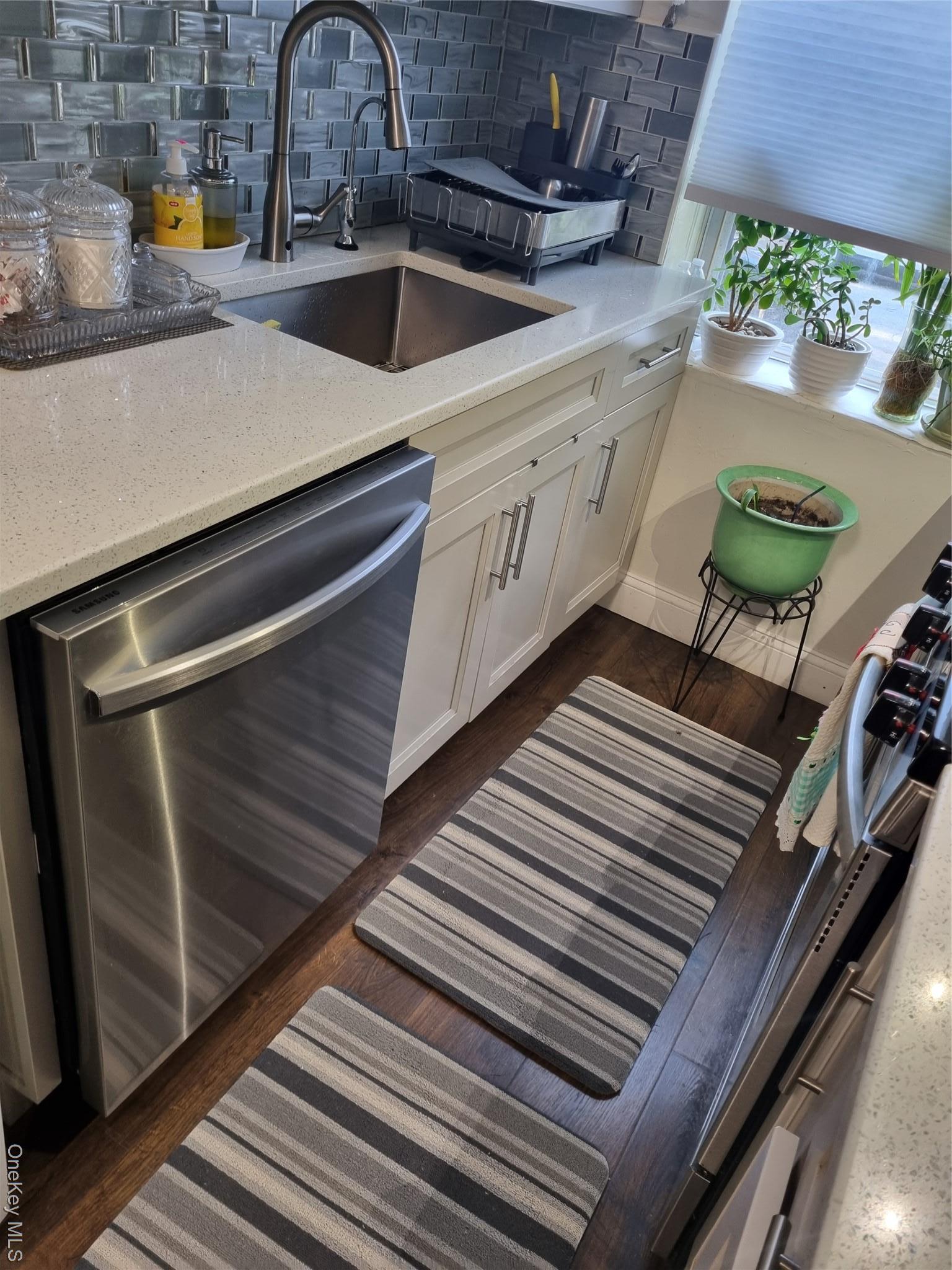 Coop 78th Avenue Queens, NY 11367, MLS-918169-17