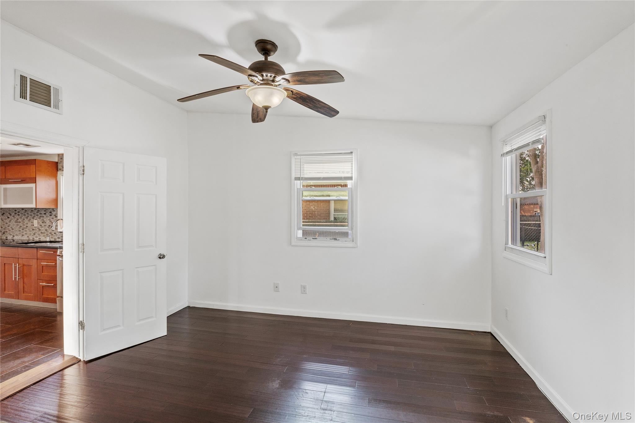 Single Family Botsford Nassau County, NY 11550, MLS-918170-15