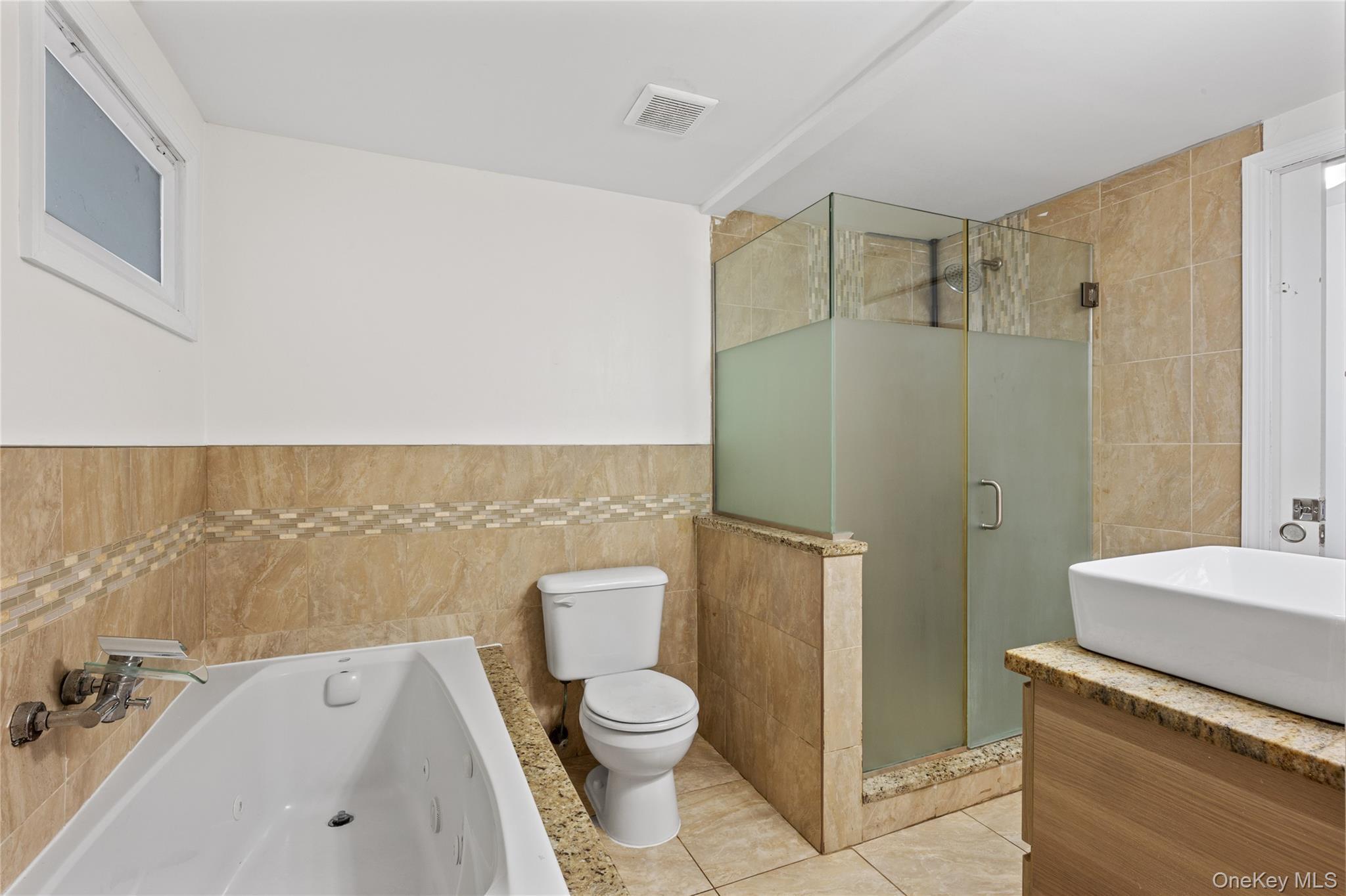 Single Family Botsford Nassau County, NY 11550, MLS-918170-17