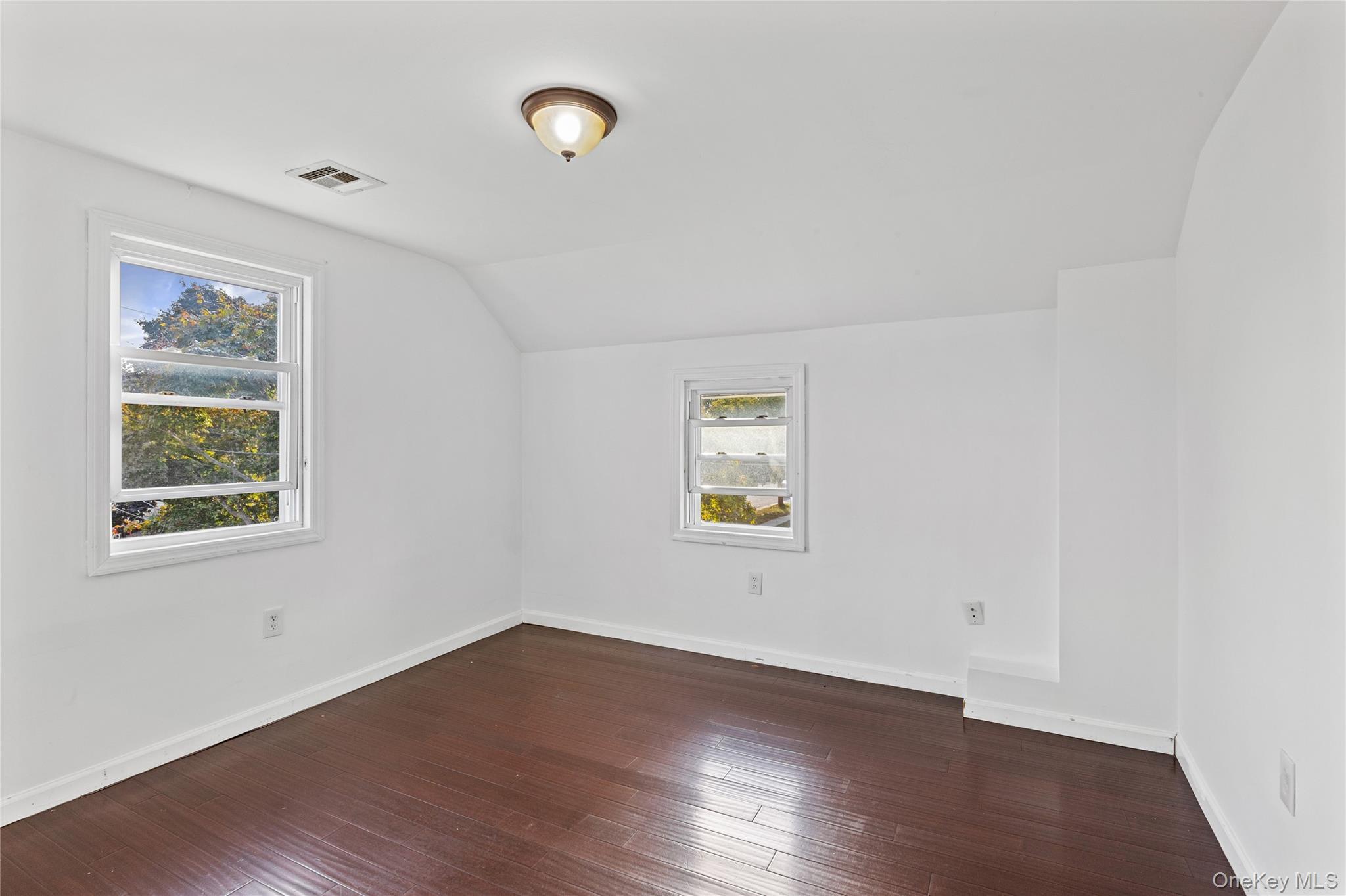 Single Family Botsford Nassau County, NY 11550, MLS-918170-23