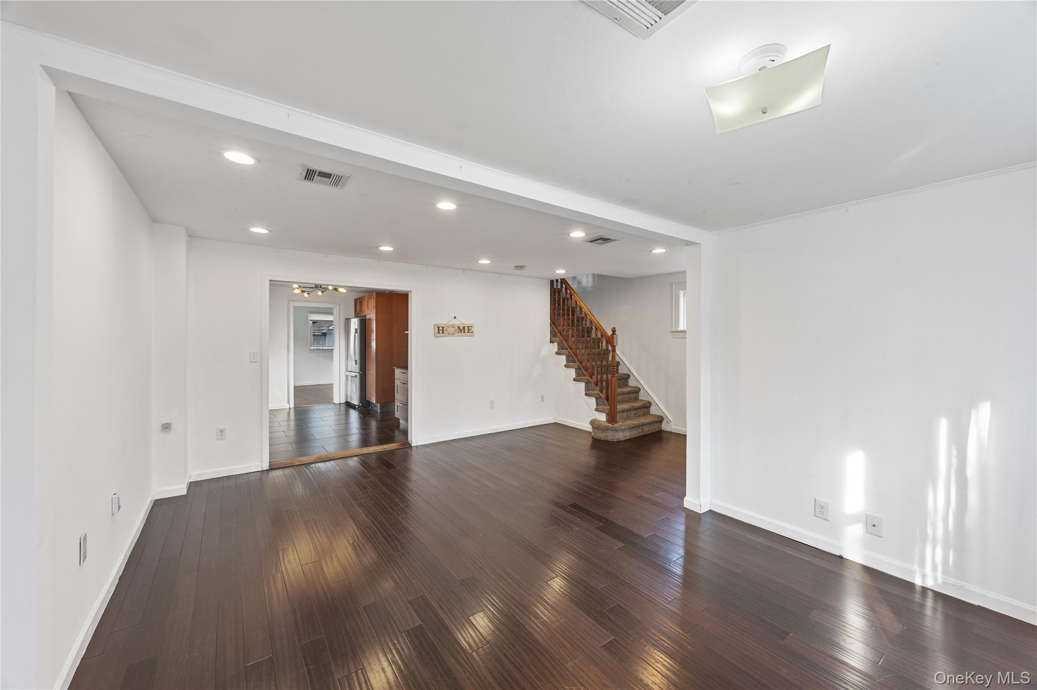 Single Family Botsford Nassau County, NY 11550, MLS-918170-9