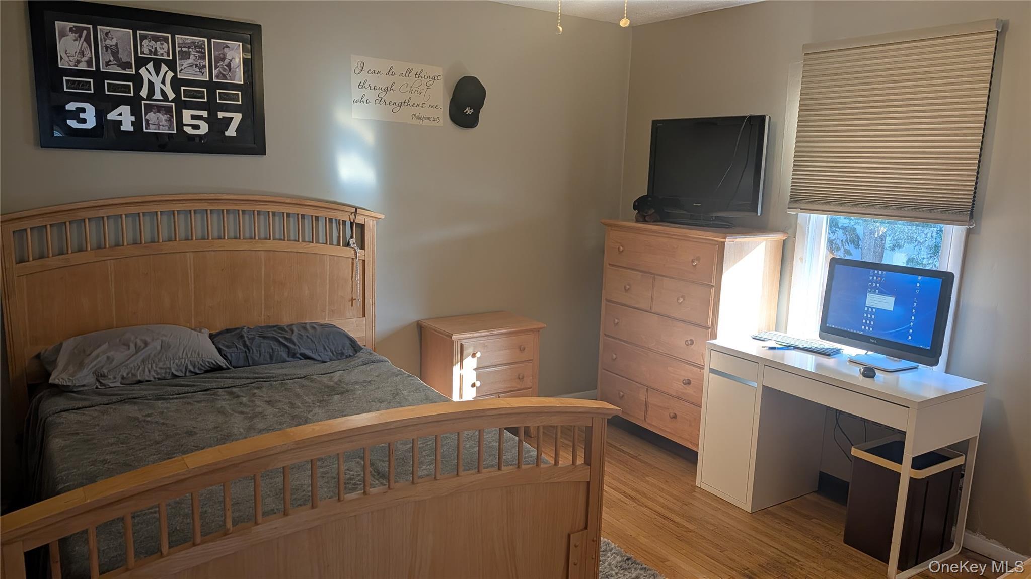 Single Family Windsor  Nassau County, NY 11714, MLS-918179-10