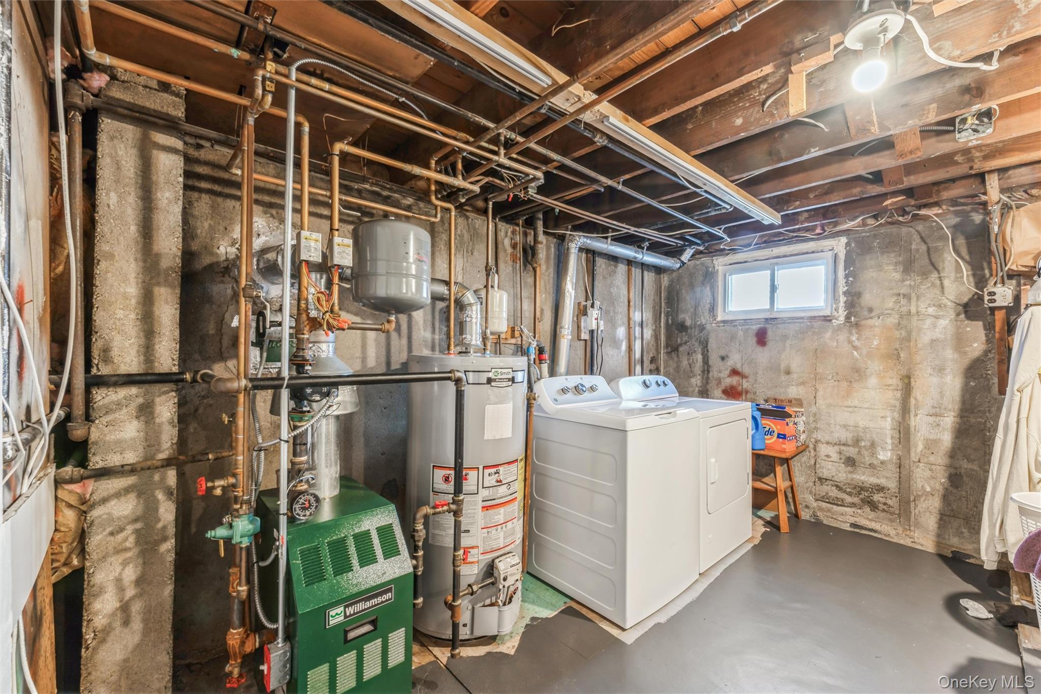 Single Family Windsor  Nassau County, NY 11714, MLS-918179-12