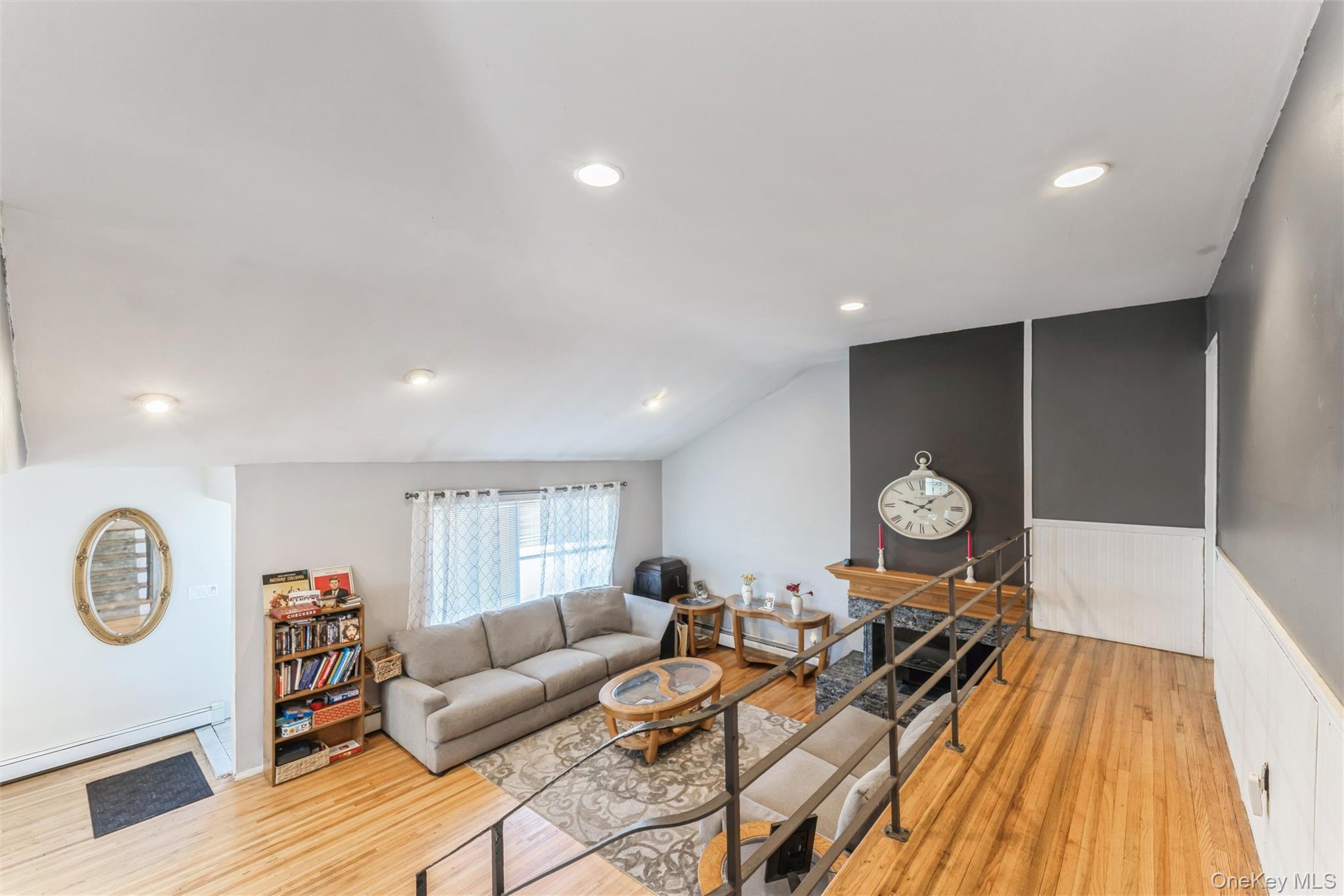 Single Family Windsor  Nassau County, NY 11714, MLS-918179-3