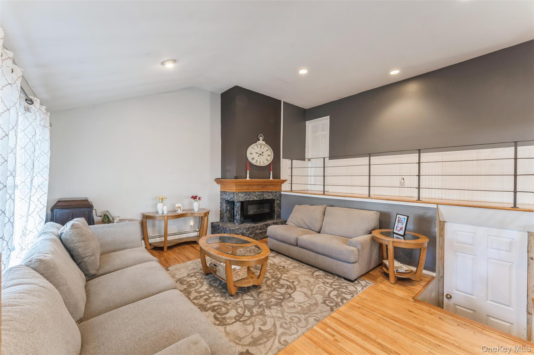 Single Family Windsor  Nassau County, NY 11714, MLS-918179-4