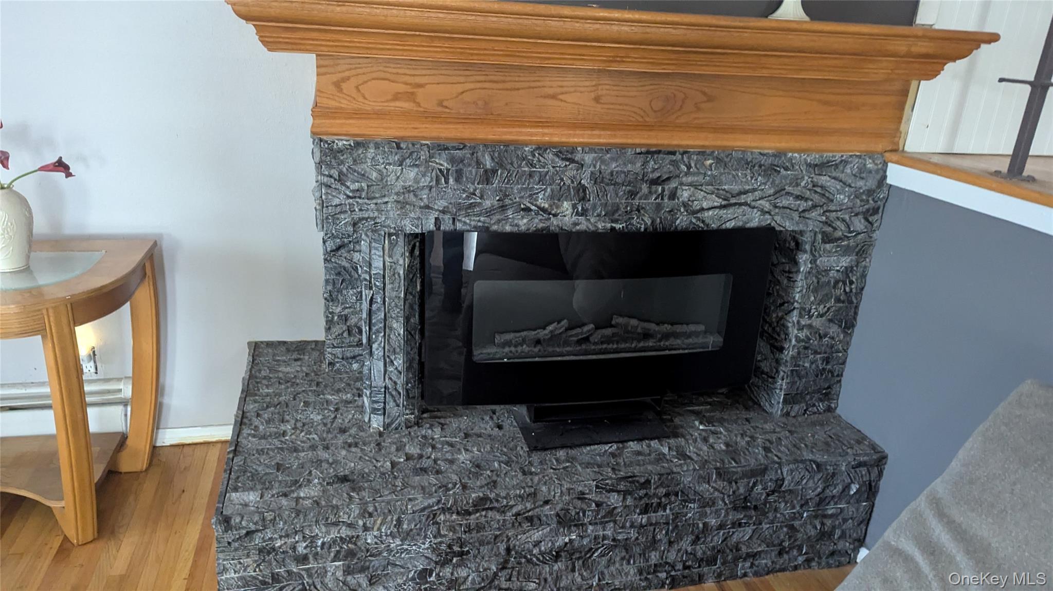 Single Family Windsor  Nassau County, NY 11714, MLS-918179-8