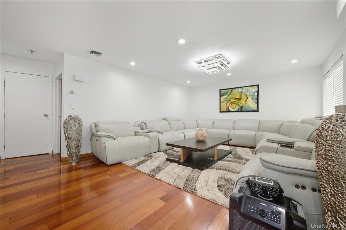 Single Family John  Nassau County, NY 11801, MLS-918193-18