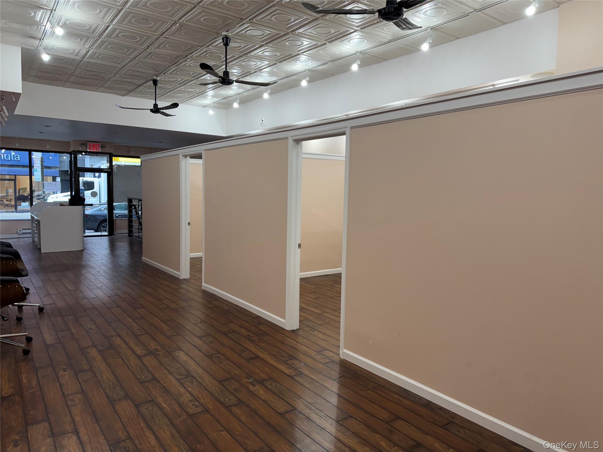 Commercial Lease Manhattan Avenue  Brooklyn, NY 11222, MLS-918231-2