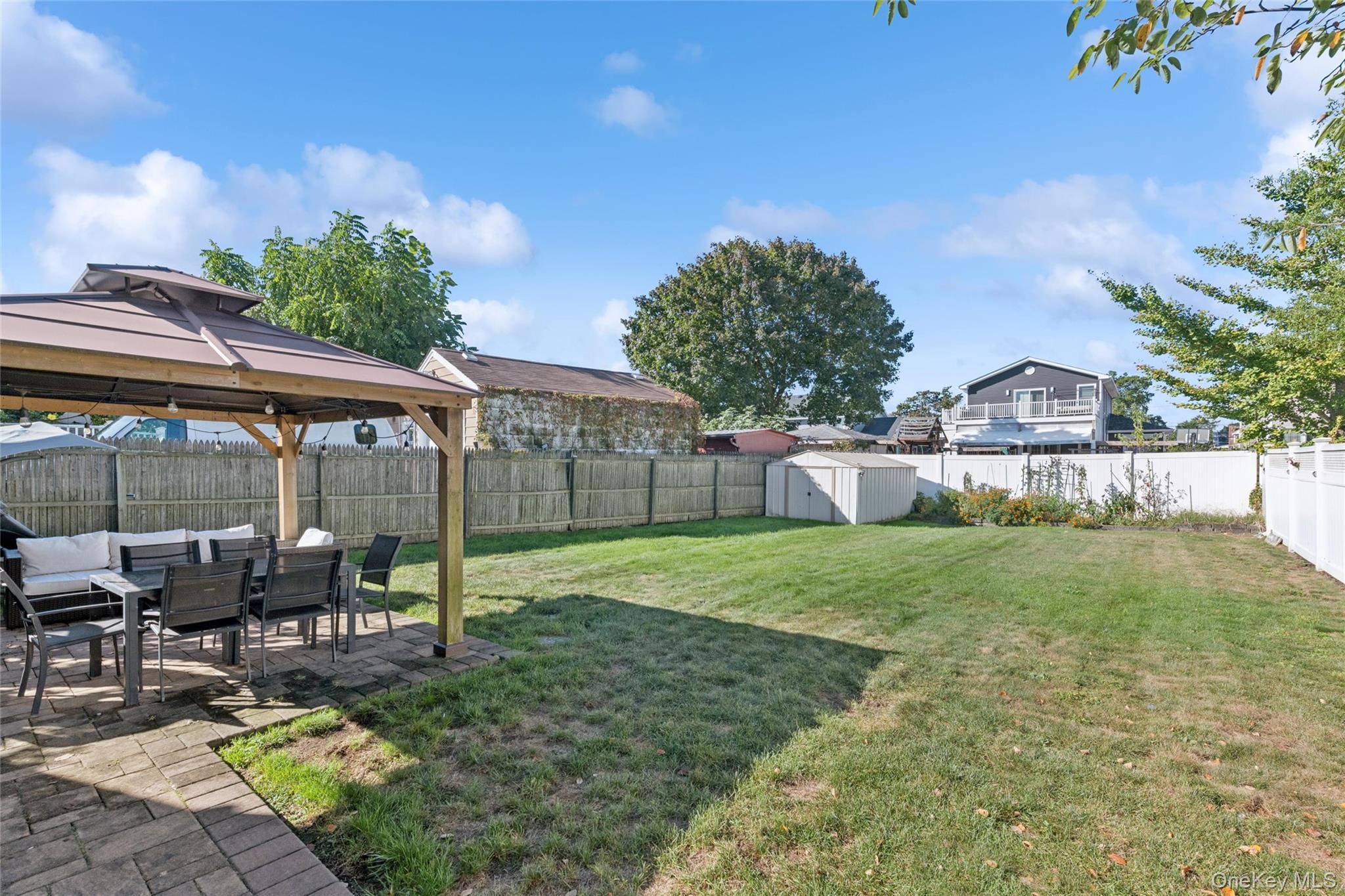 Single Family Ardmore  Nassau County, NY 11710, MLS-918240-17