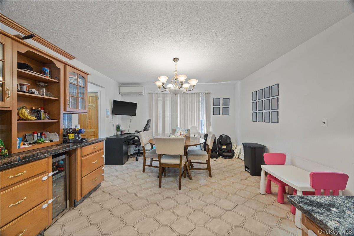 Single Family Neill  Bronx, NY 10461, MLS-918278-11