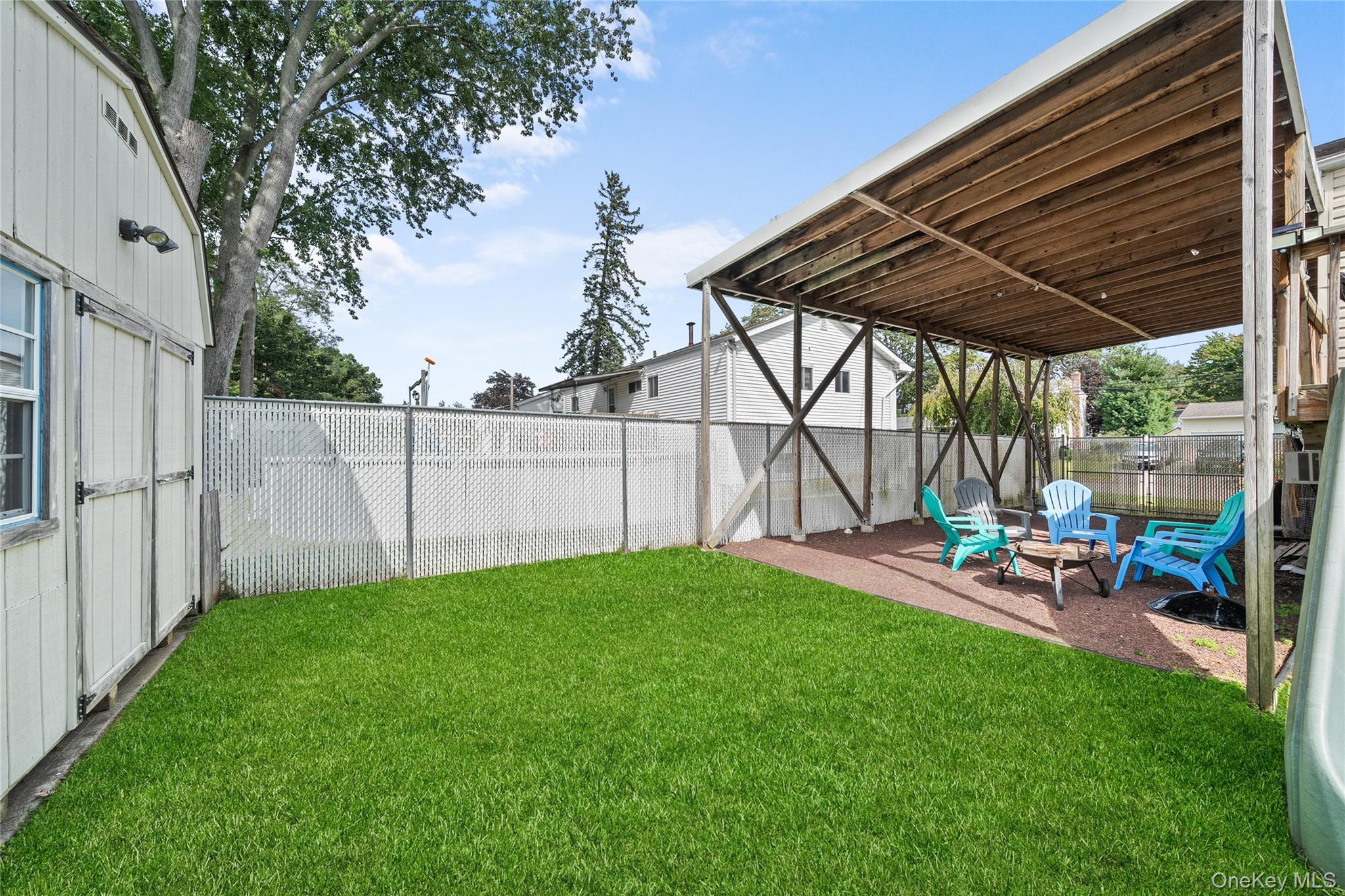 Single Family 21st  Suffolk County, NY 11729, MLS-918280-30