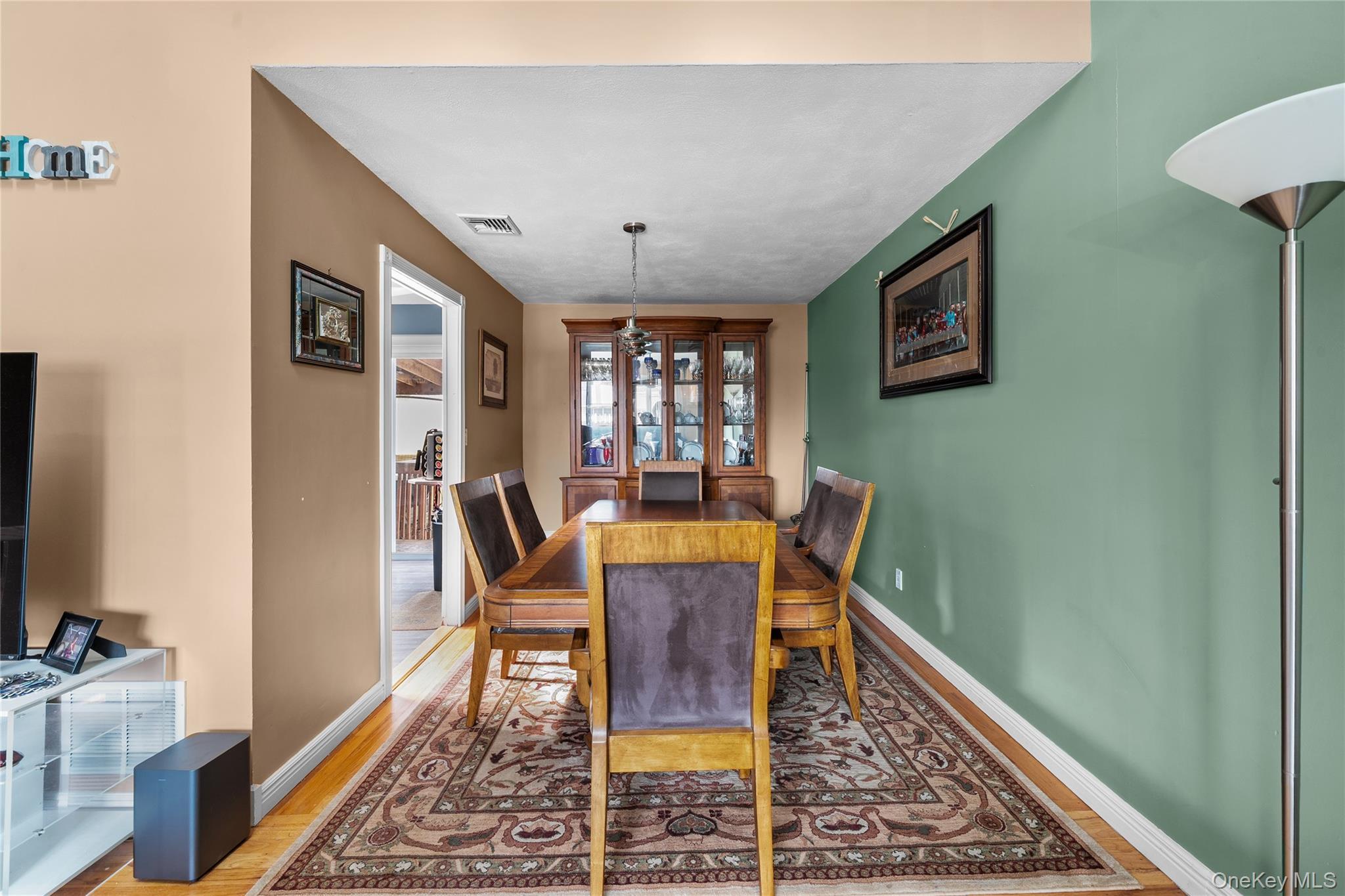 Single Family 21st  Suffolk County, NY 11729, MLS-918280-8