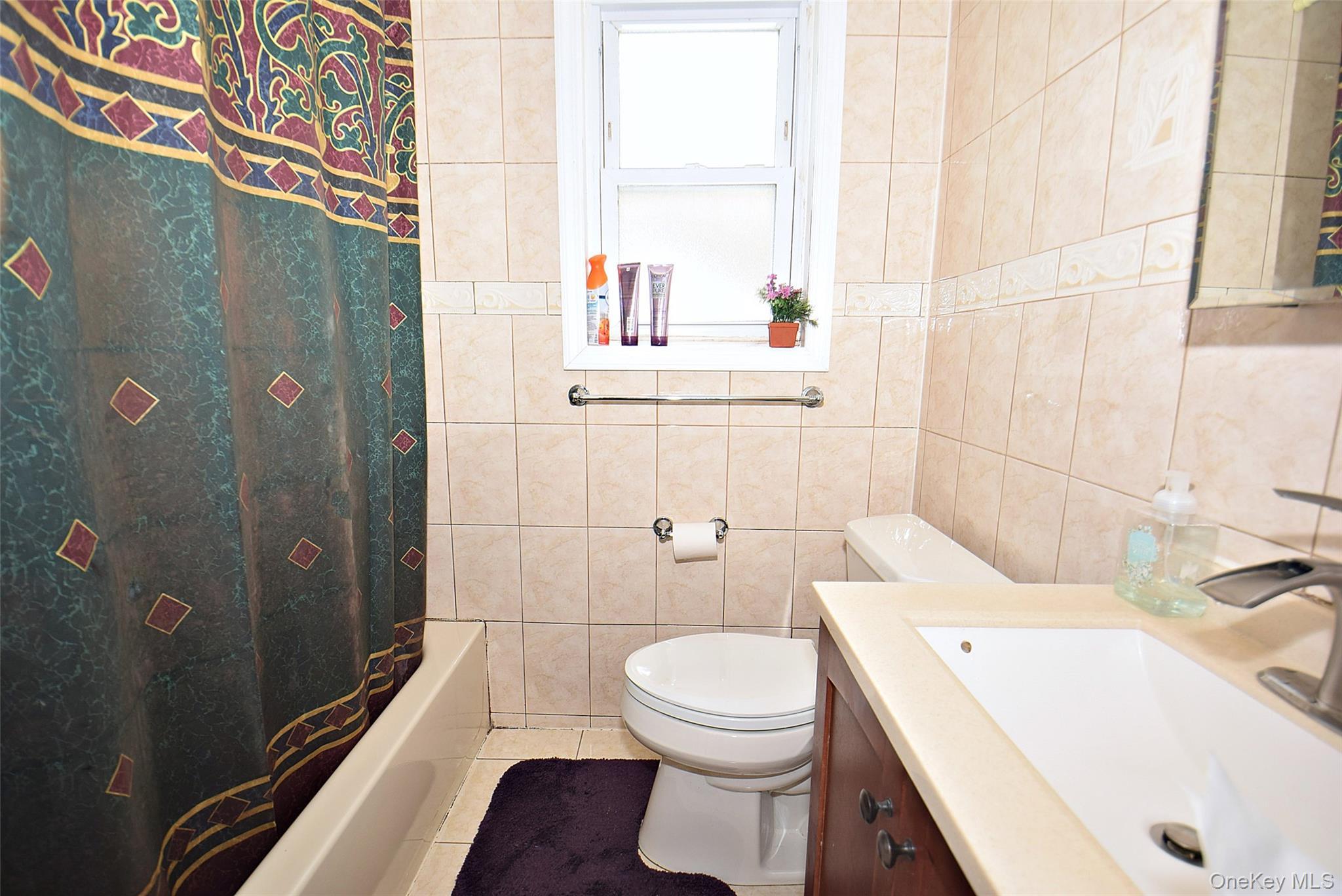 Single Family 251 Queens, NY 11426, MLS-918281-13