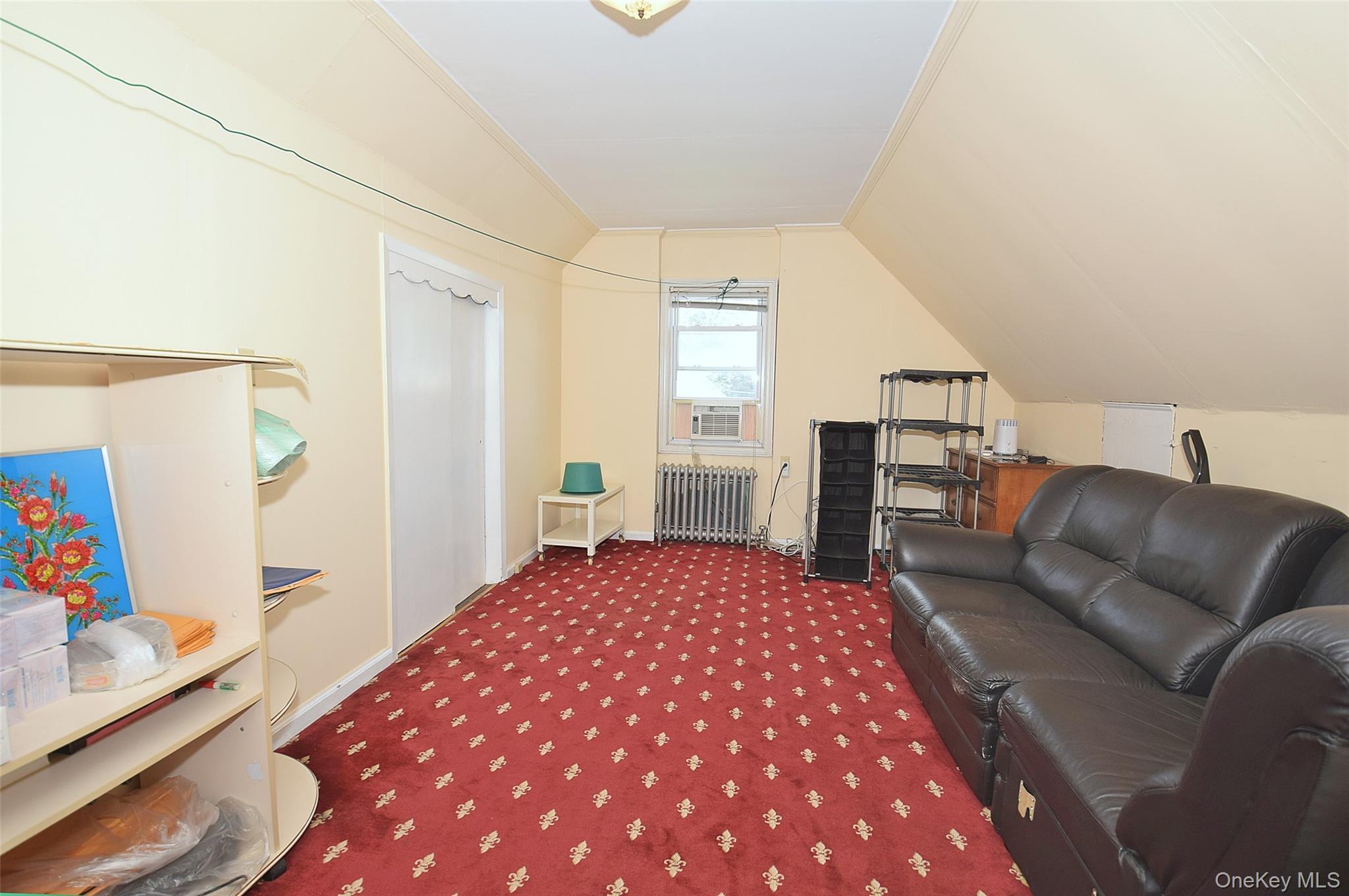 Single Family 251 Queens, NY 11426, MLS-918281-15