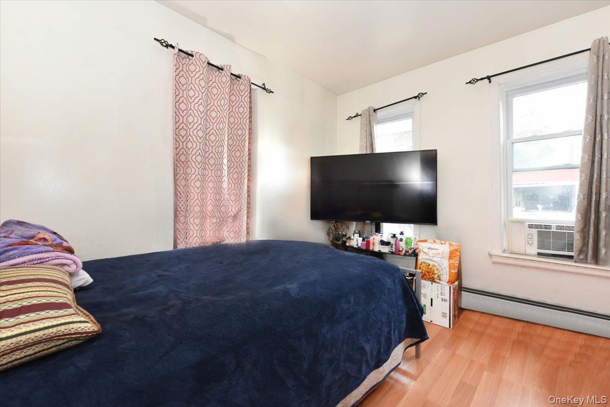 Single Family Riverdale  Brooklyn, NY 11212, MLS-918286-15