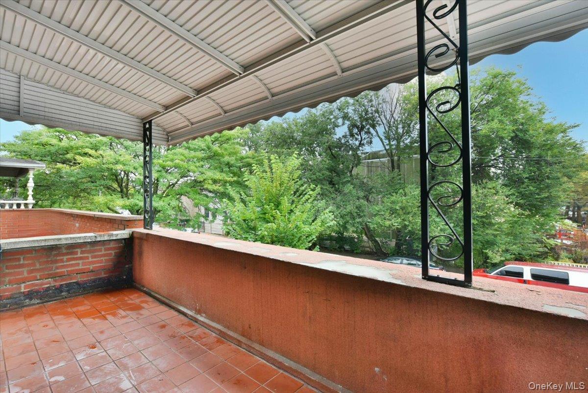 Single Family Riverdale  Brooklyn, NY 11212, MLS-918286-18