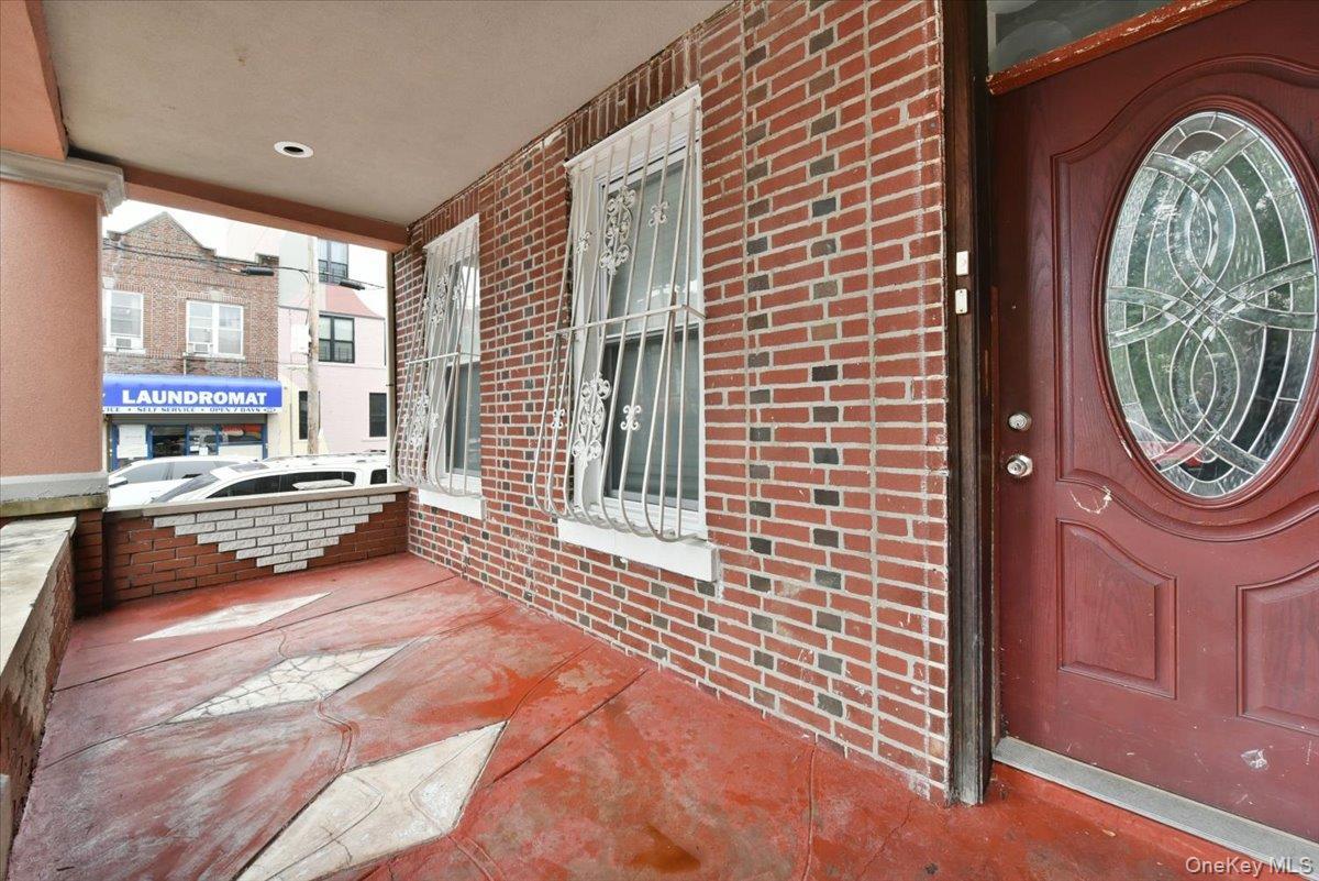 Single Family Riverdale  Brooklyn, NY 11212, MLS-918286-3