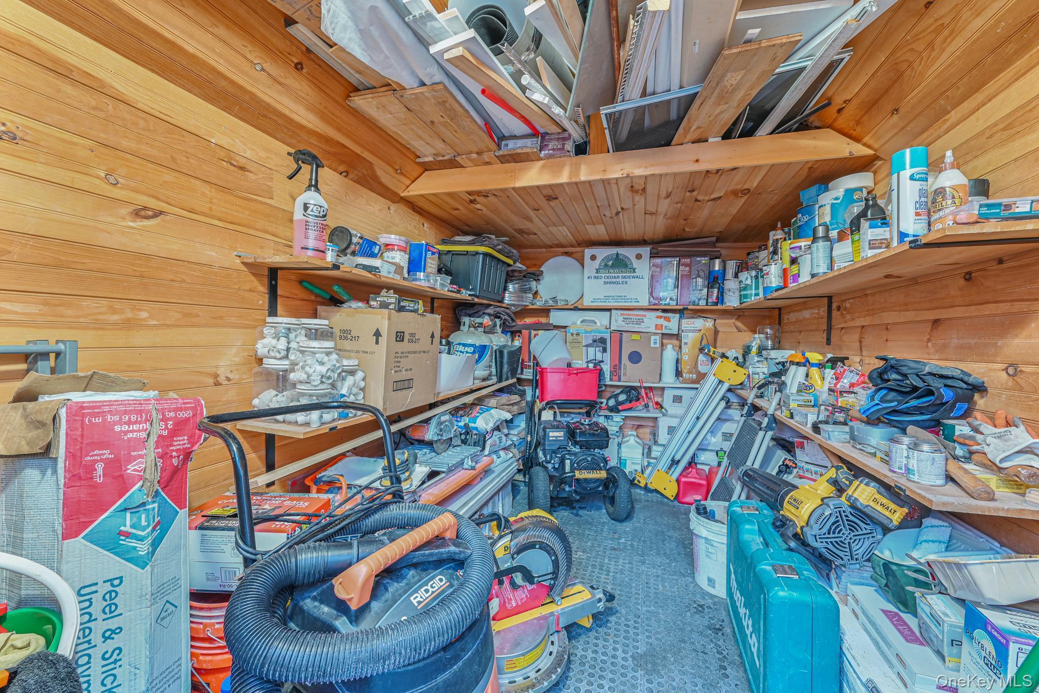 Single Family Quarry Lane  Nassau County, NY 11756, MLS-918295-38