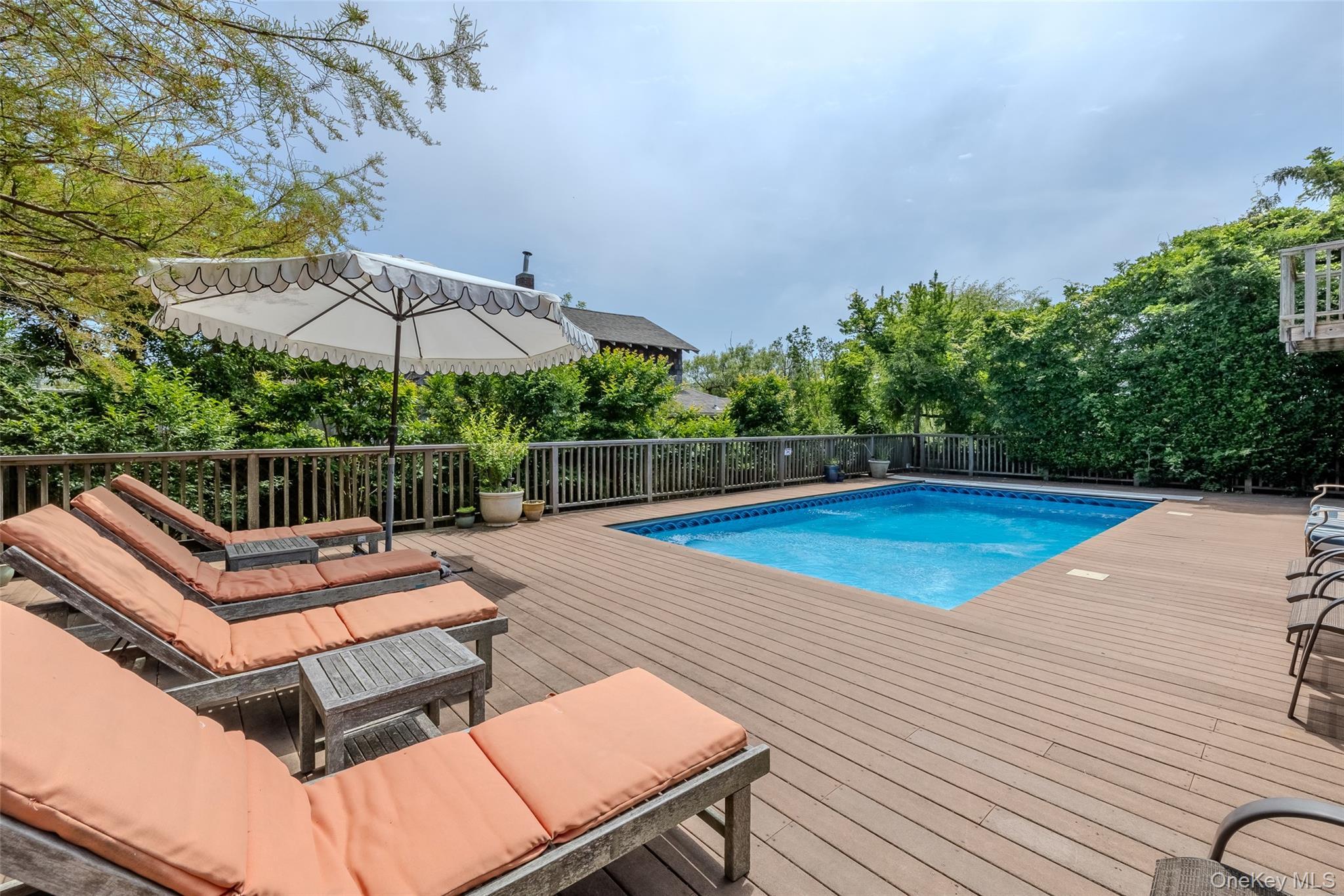 Single Family Ocean Breeze Suffolk County, NY 11770, MLS-918311-10